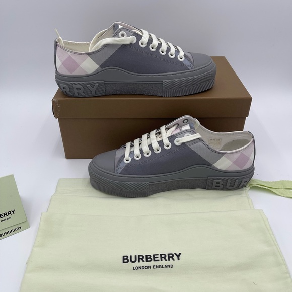 Burberry Jack check Canvas low-top sneakers 39.5 pale grey/ pink - Picture 2 of 8